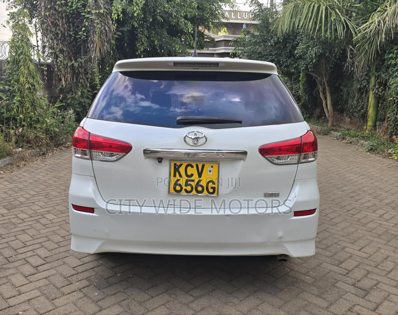 Toyota Wish 2012 White