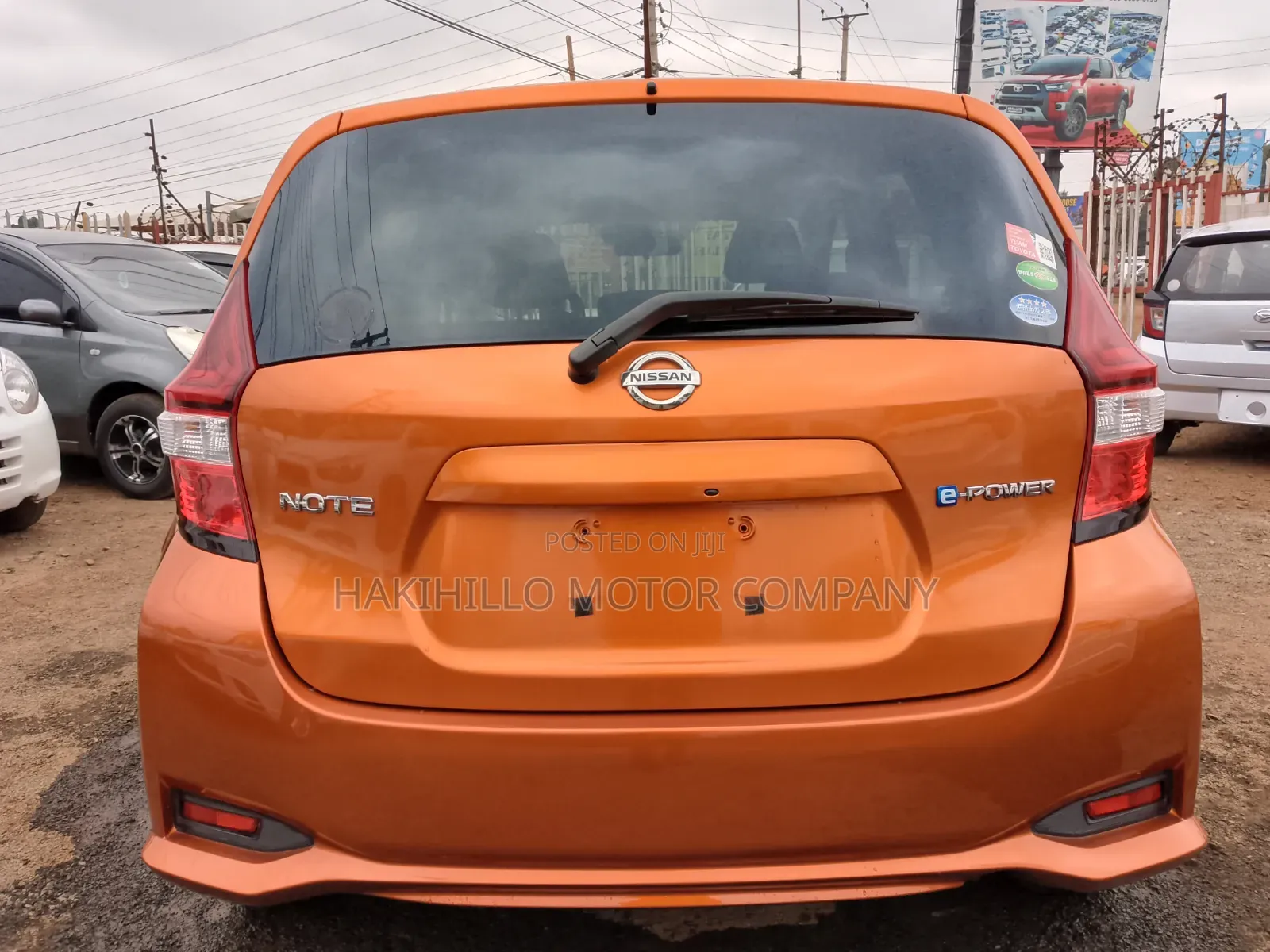 Nissan Note 2017 Orange