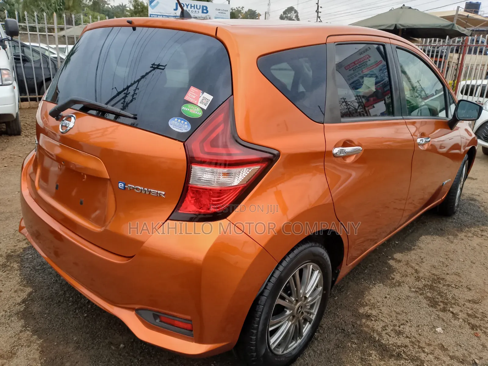Nissan Note 2017 Orange