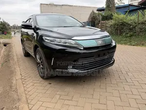 Toyota Harrier 2.0 2019 Black