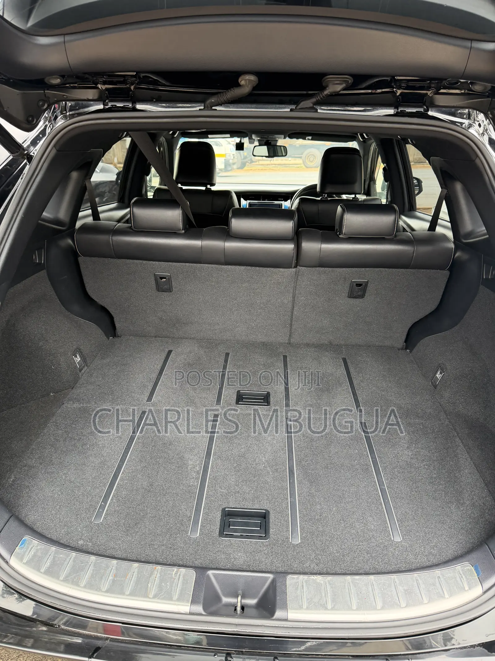 Toyota Harrier 2.0 2019 Black