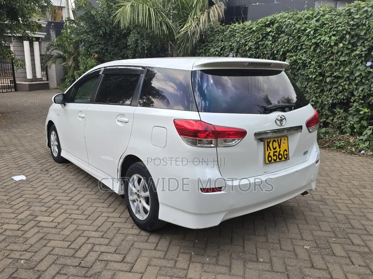 Toyota Wish 2012 White