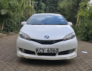Toyota Wish 2012 White