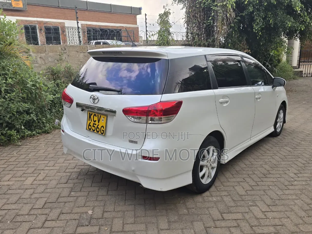 Toyota Wish 2012 White