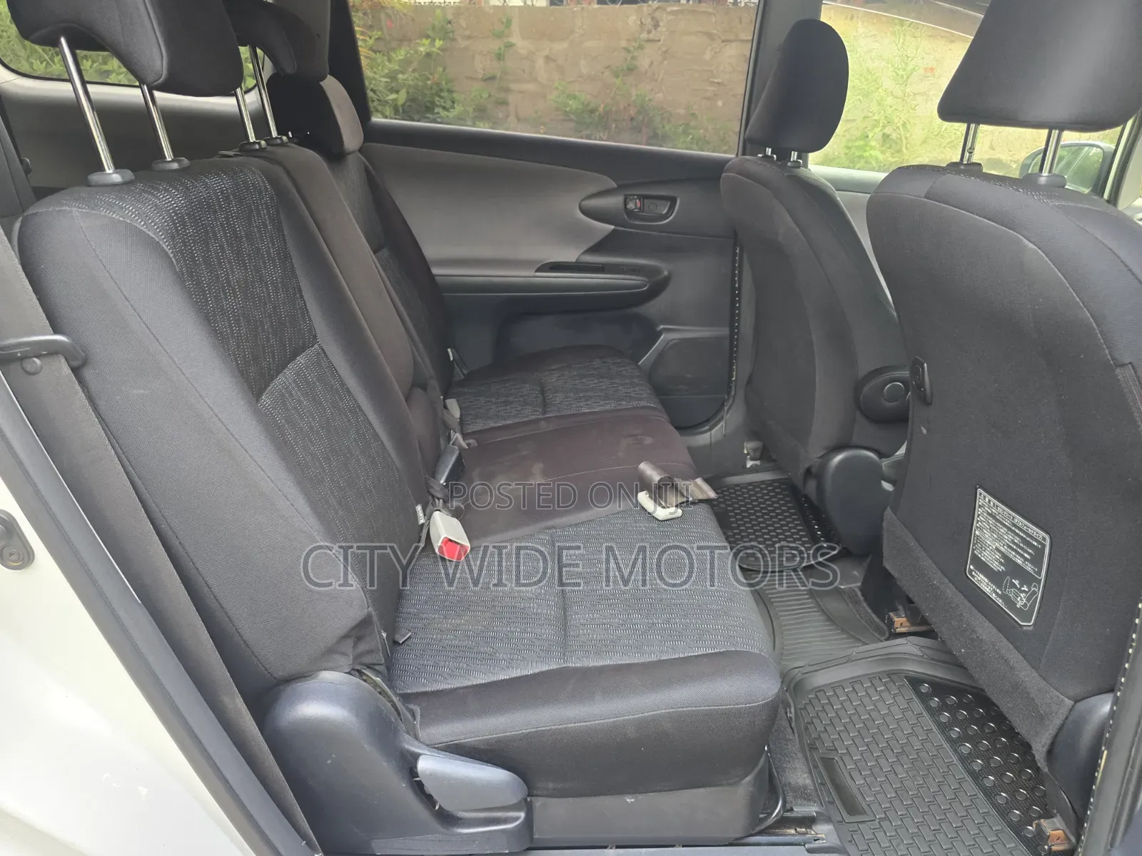 Toyota Wish 2012 White