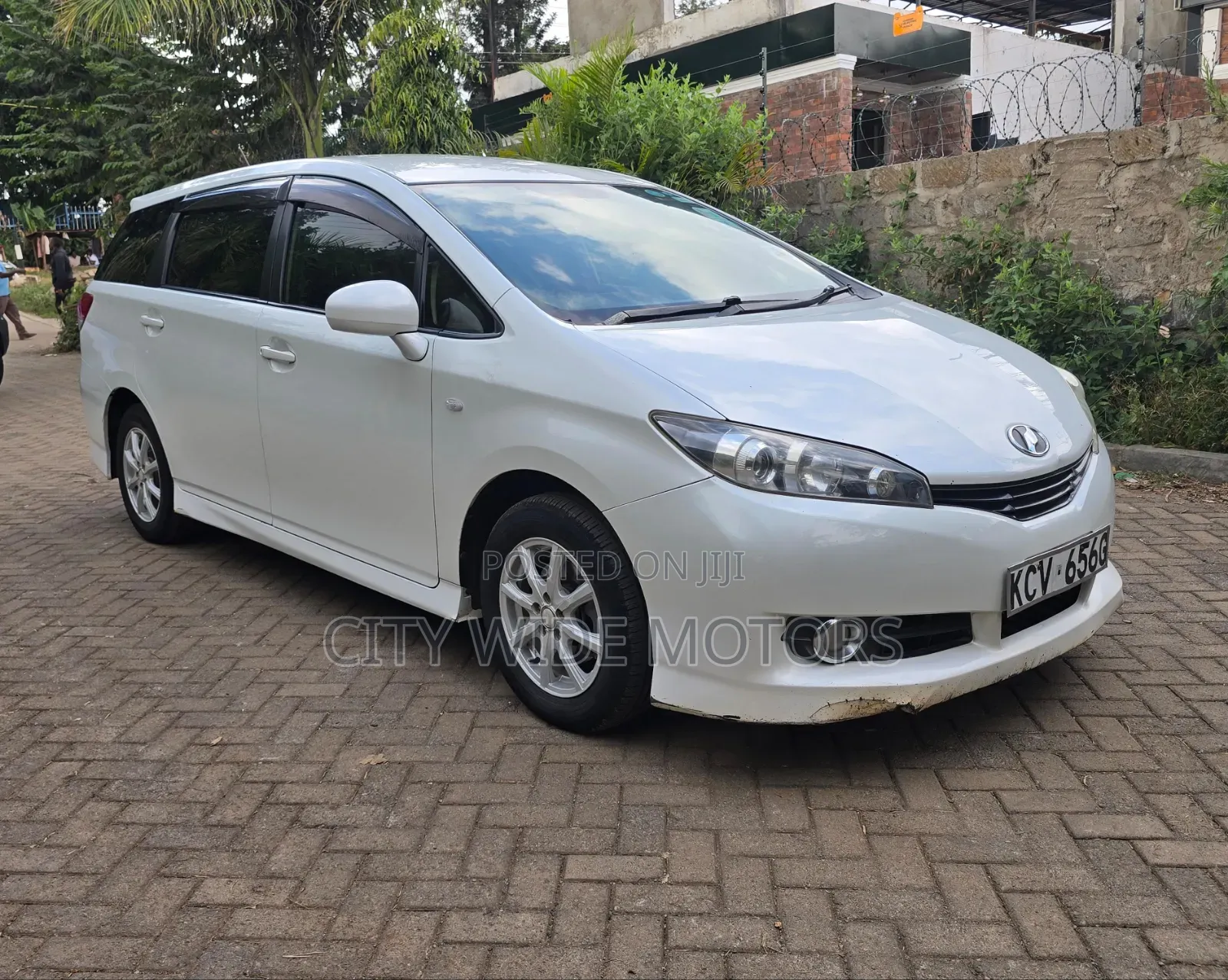 Toyota Wish 2012 White