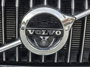 Volvo XC60 2020 Gray