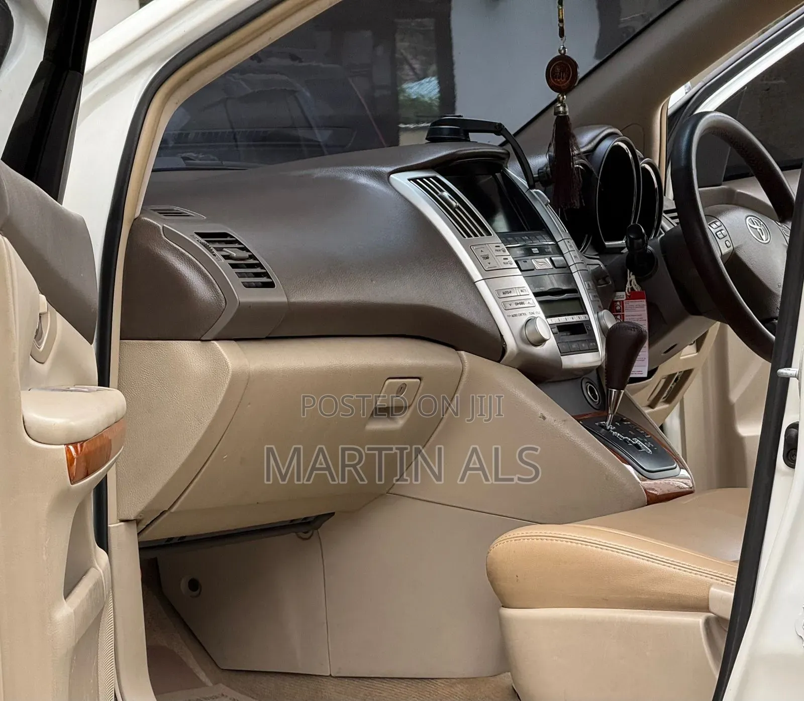 Toyota Harrier 2007 White