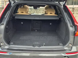 Volvo XC60 2020 Gray