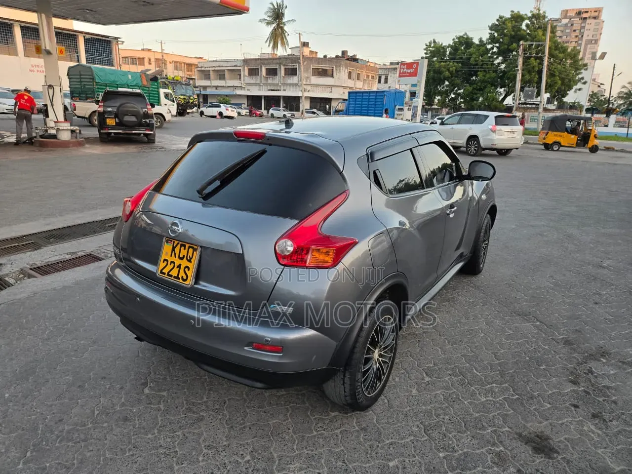 Nissan Juke 2011 Gray