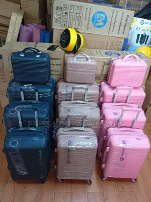 4-Piece Unbreakable Luggage Set With Matching Cosmetic Vanity Case