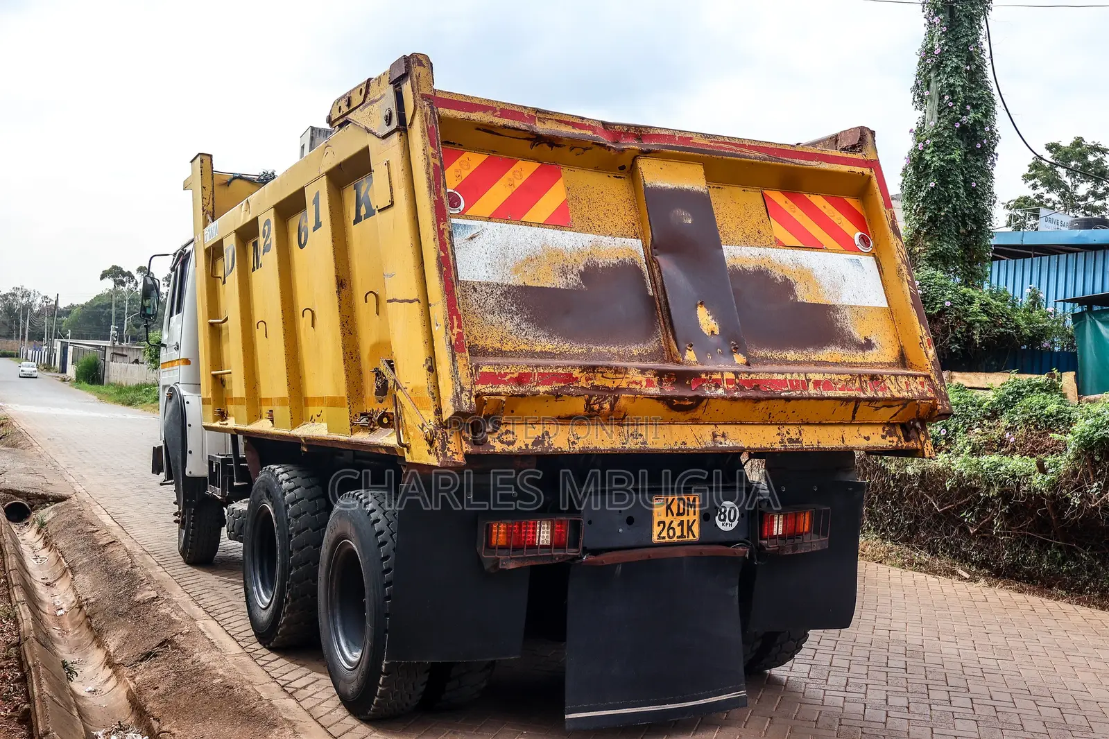 Tata Tipper 2516 Model