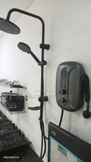 Instant Water Heater With Pump +Shower Raiser