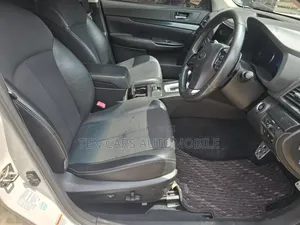 Subaru Legacy 2012 White