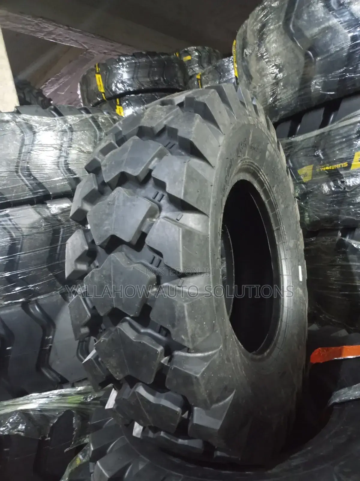 12.5/80-18 16pr Vk India Tyres – Heavy-Duty Backhoe Loader Tyres