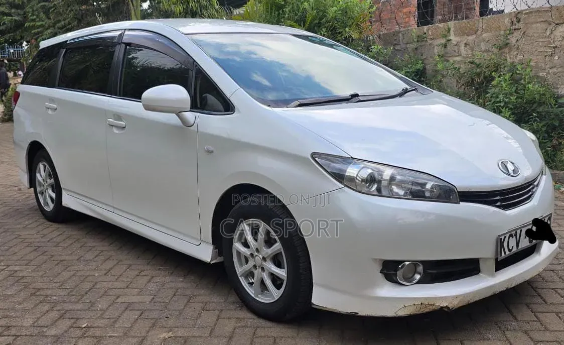 Toyota Wish 2012 White
