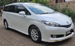 Toyota Wish 2012 White
