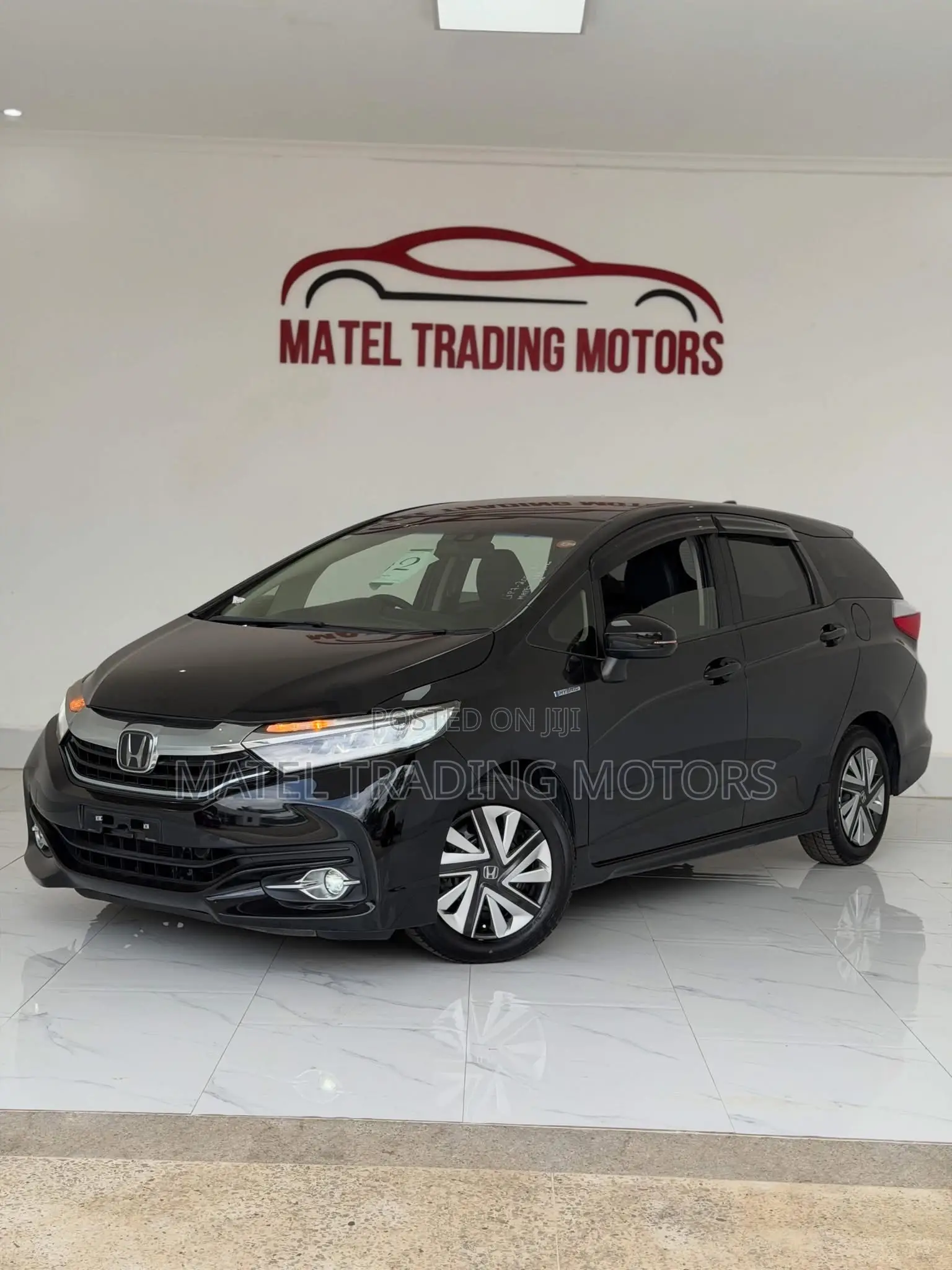 Honda Fit Shuttle 1.5 Hybrid 2WD 2019 Black