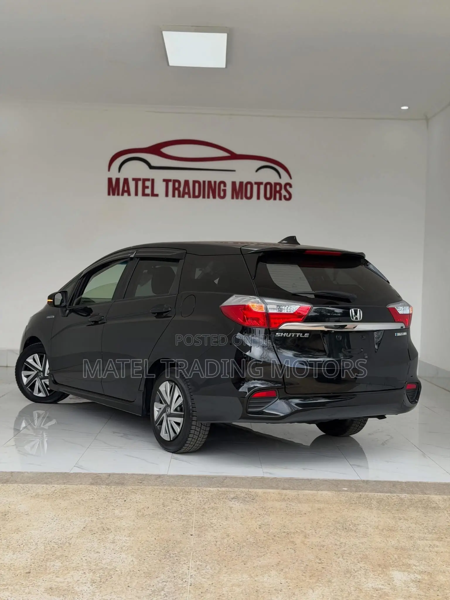 Honda Fit Shuttle 1.5 Hybrid 2WD 2019 Black