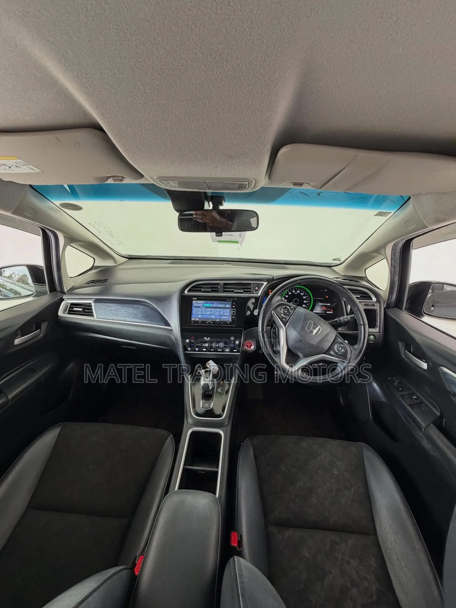 Honda Fit Shuttle 1.5 Hybrid 2WD 2019 Black