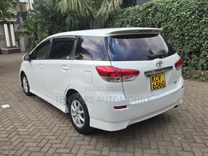 Toyota Wish 2012 White