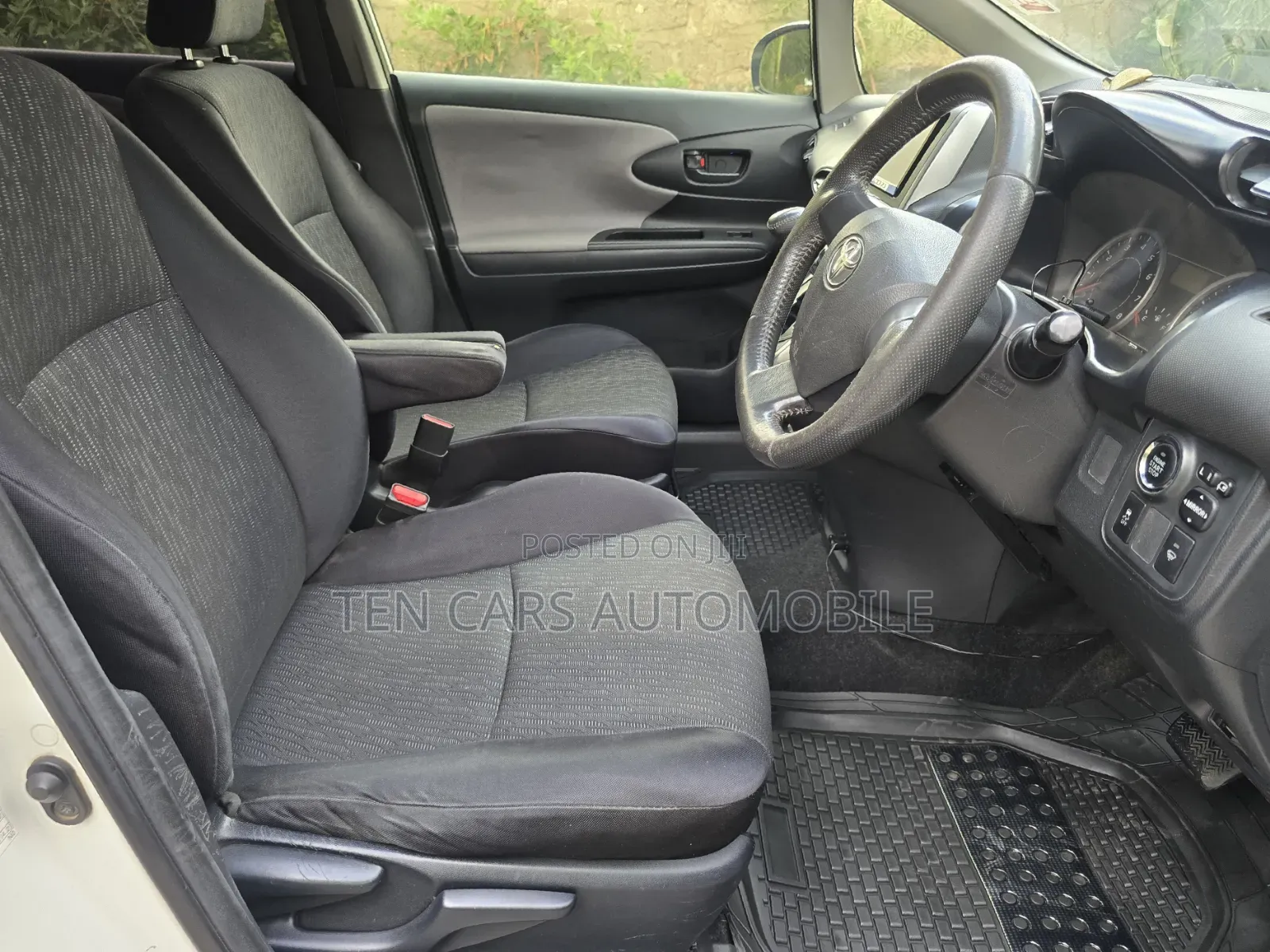 Toyota Wish 2012 White