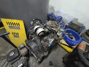 Ford and Nivstar Engines