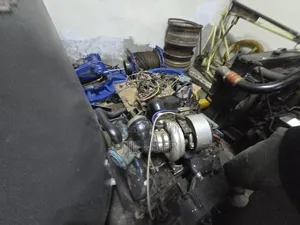 Ford and Nivstar Engines