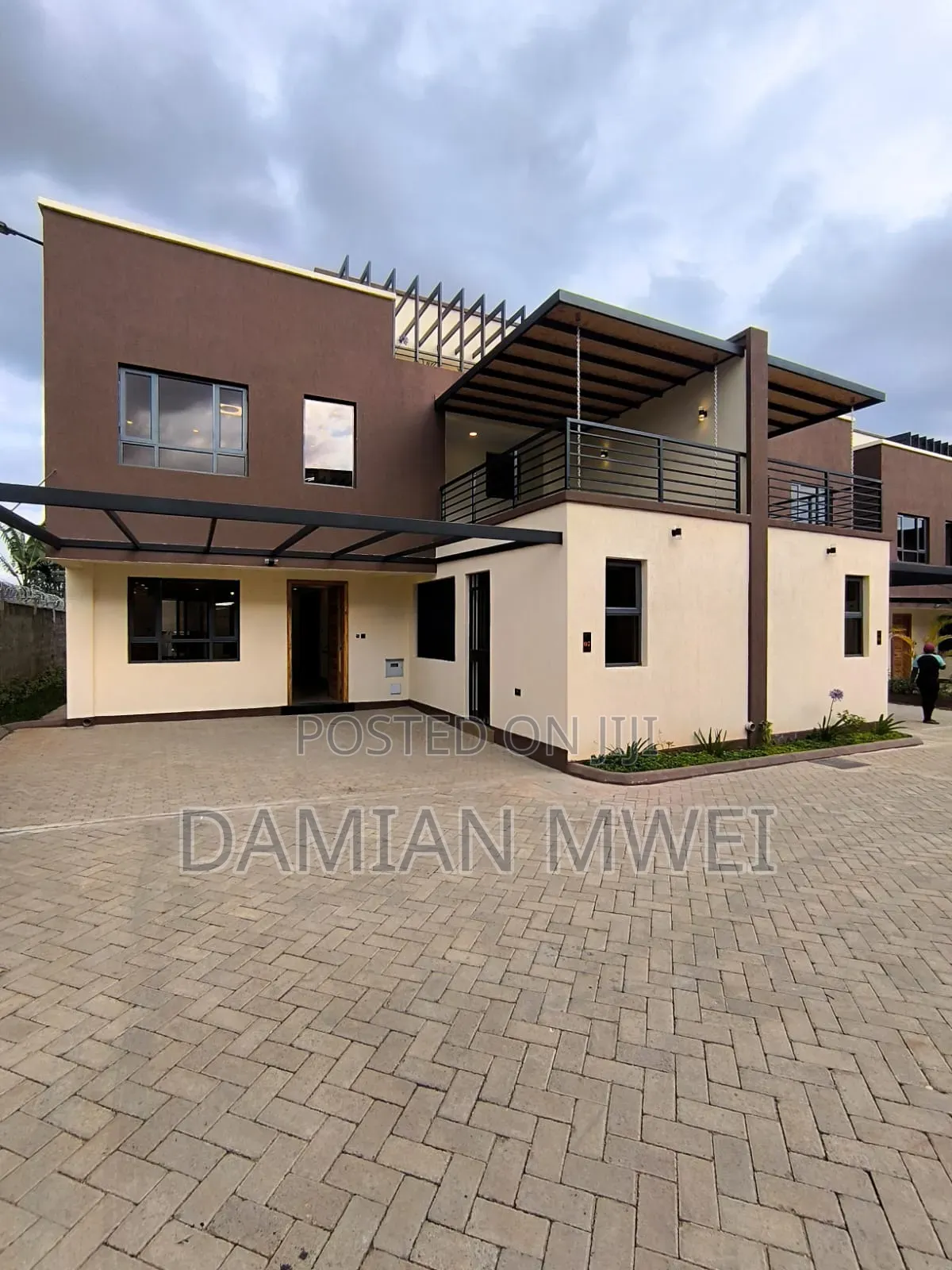 4bdrm Villa in Banana for rent