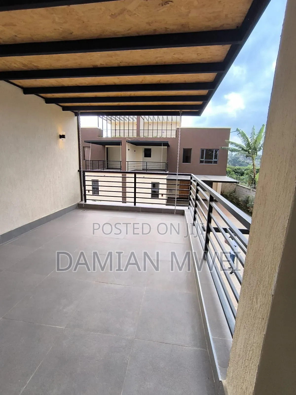4bdrm Villa in Banana for rent