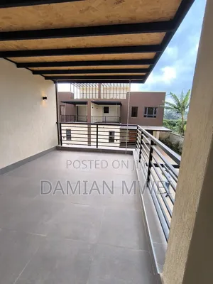 4bdrm Villa in Banana for rent
