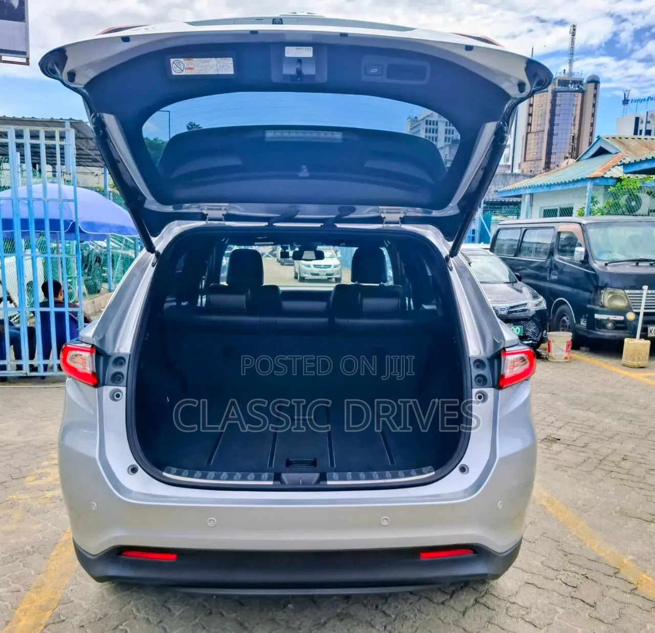 Toyota Harrier 2020 Silver