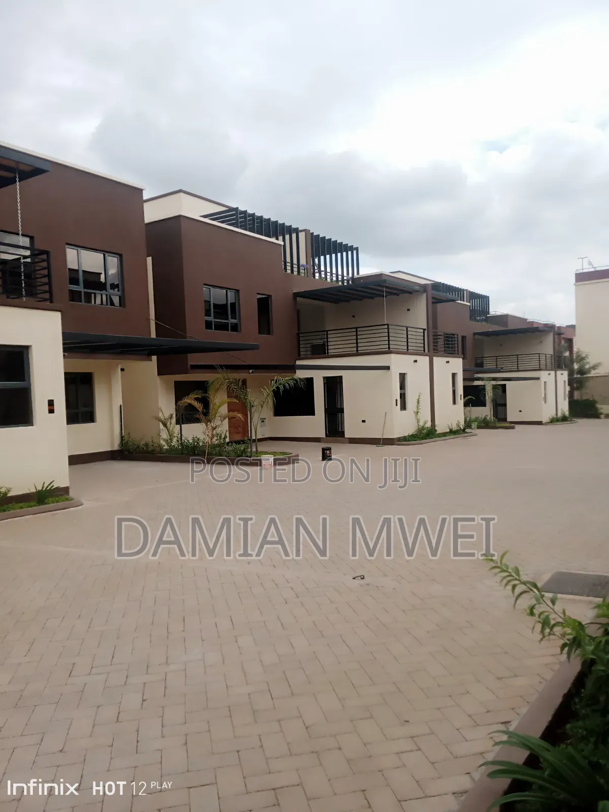 4bdrm Villa in Banana for rent
