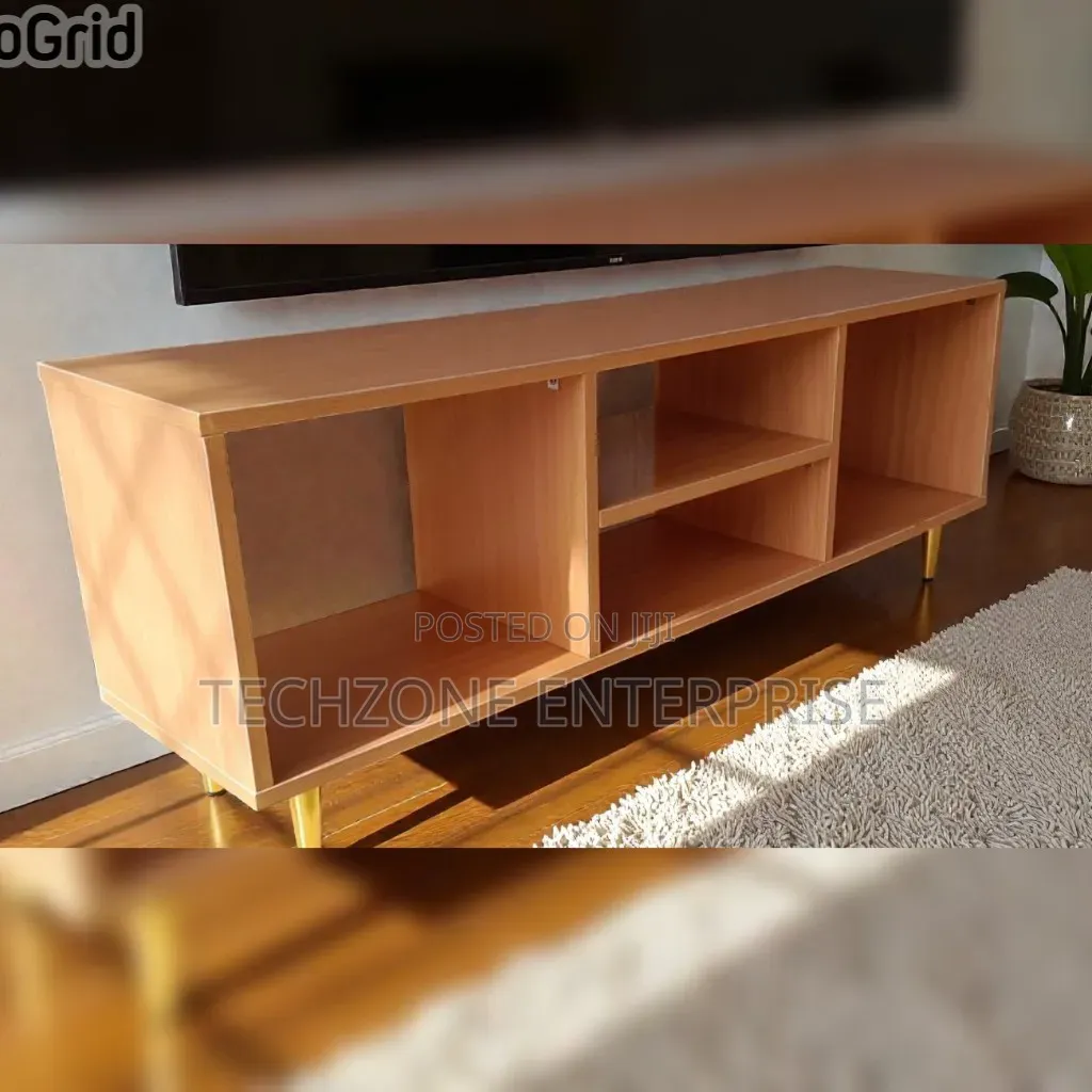 Sawyers 4fts Tv Quality Stand 
