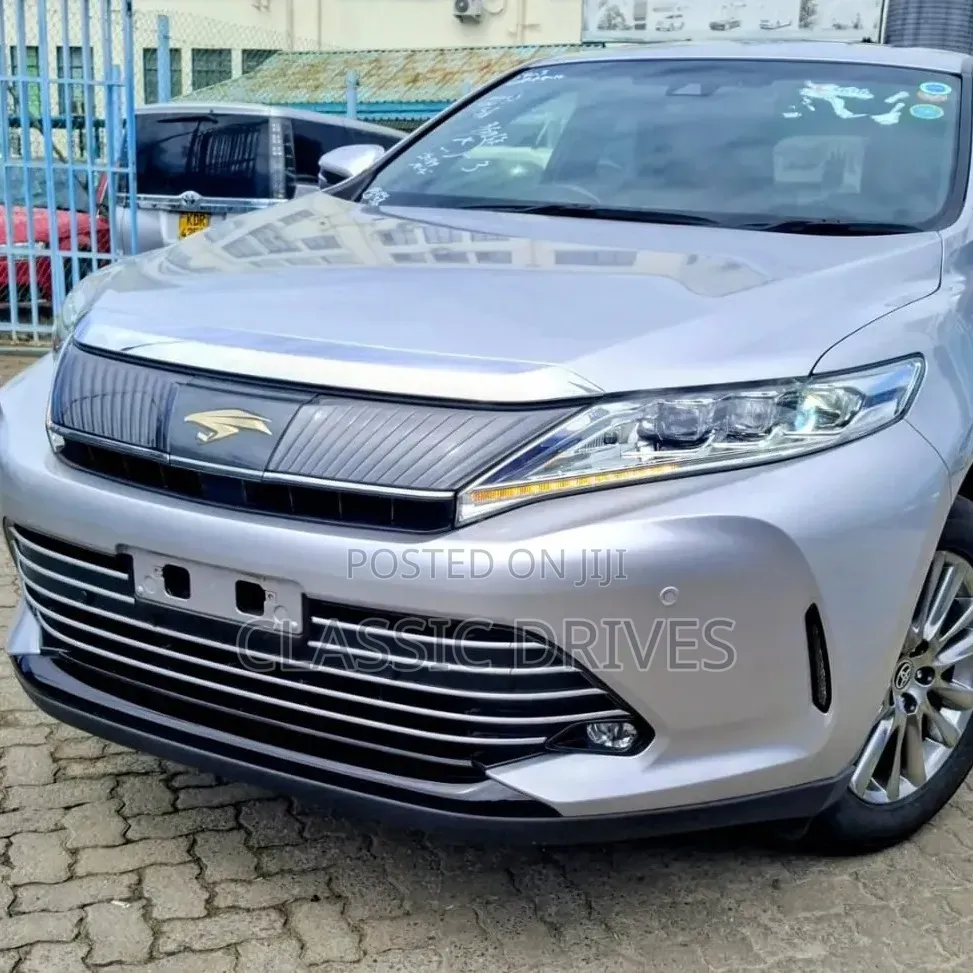Toyota Harrier 2020 Silver