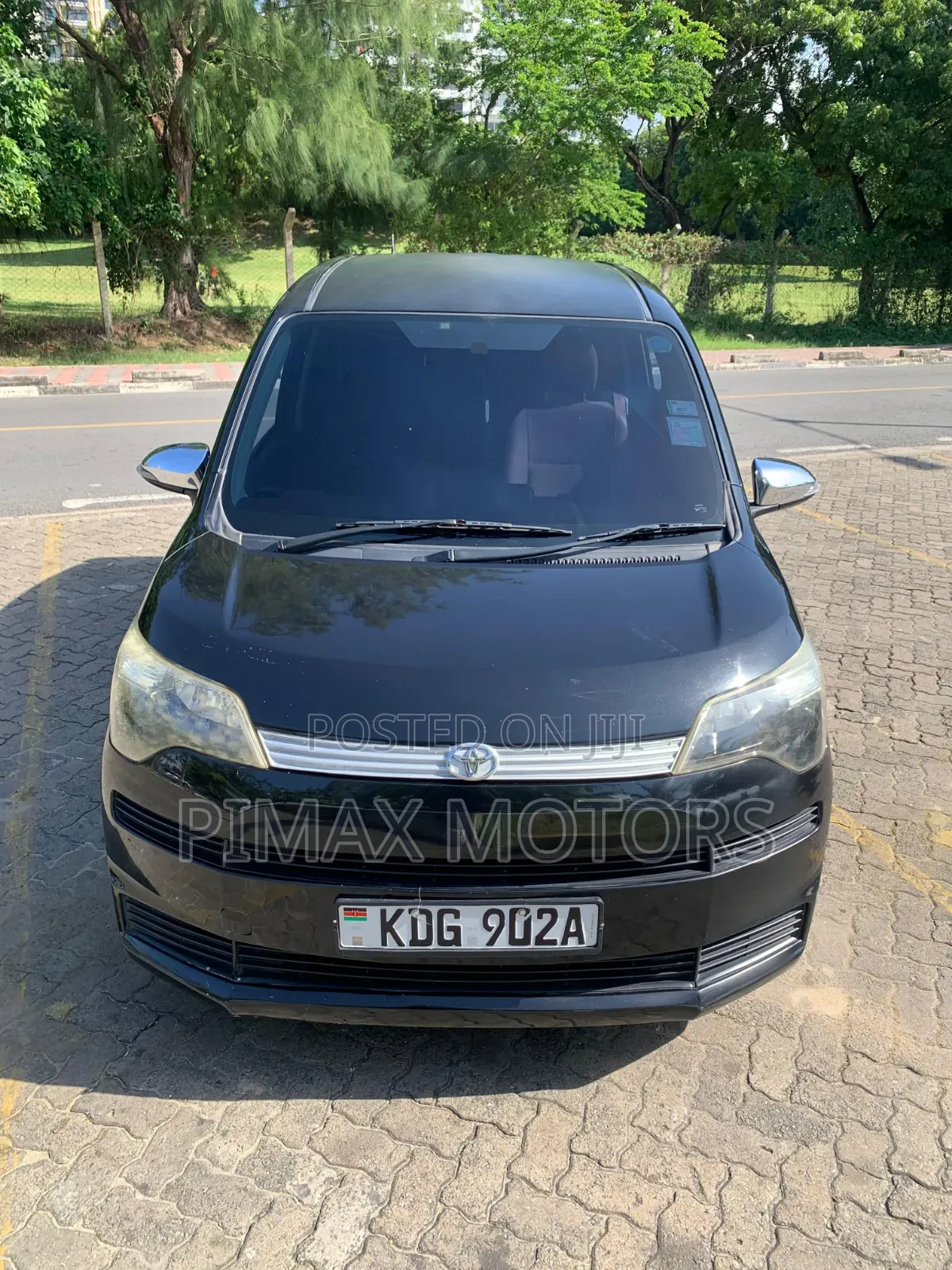 Toyota Spade 2014 Black