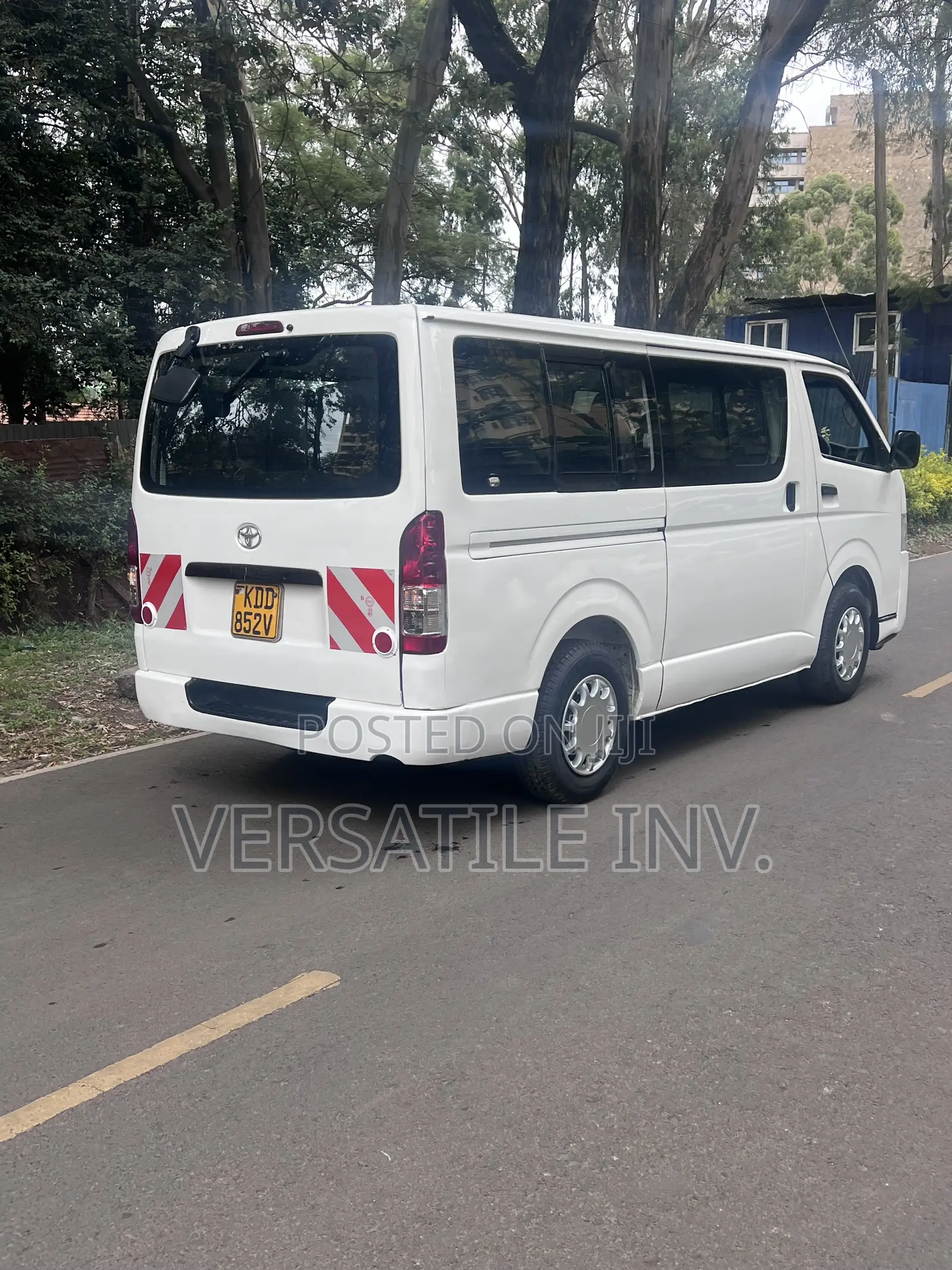 Toyota HiAce 2014 White