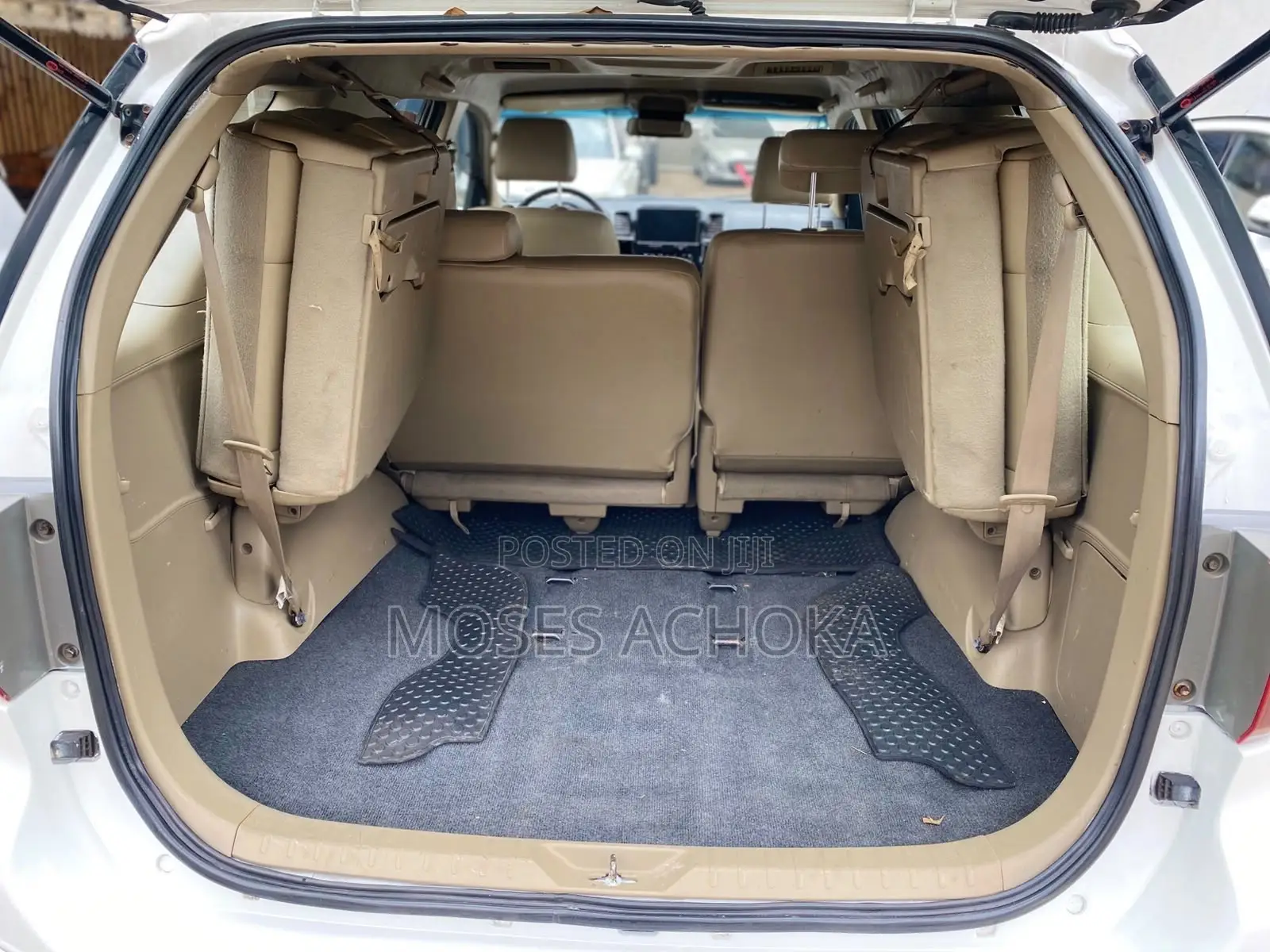 Toyota Fortuner 2010 White