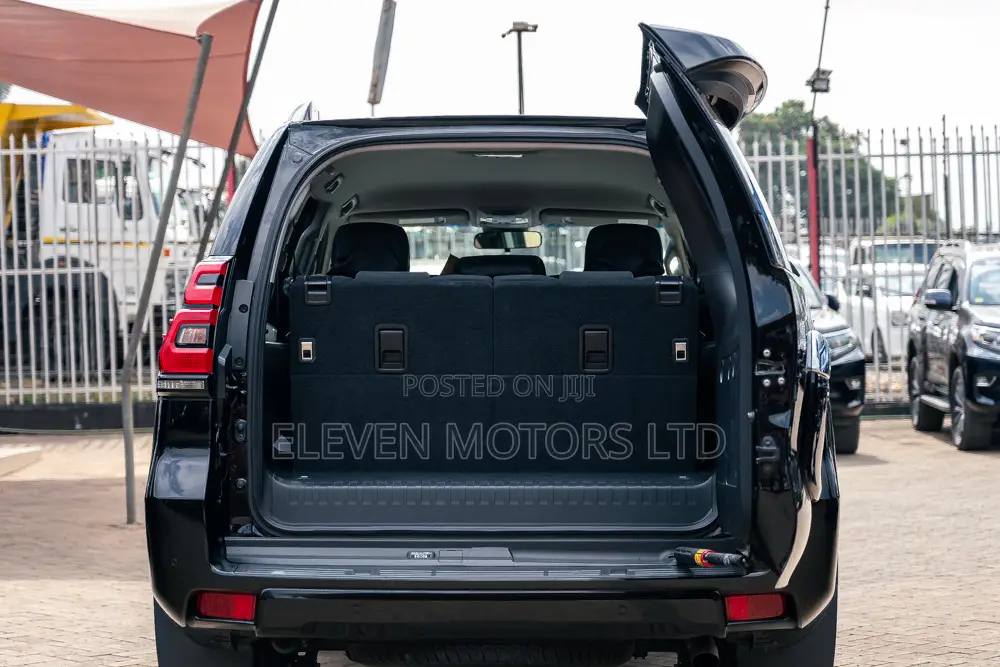 Toyota Land Cruiser Prado 2019 Black