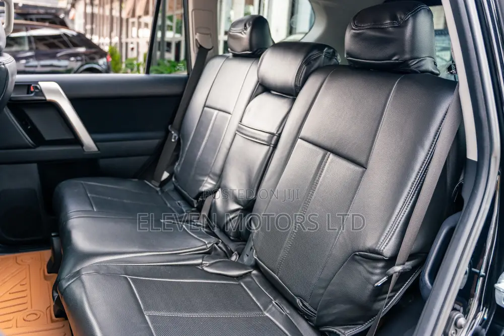 Toyota Land Cruiser Prado 2019 Black