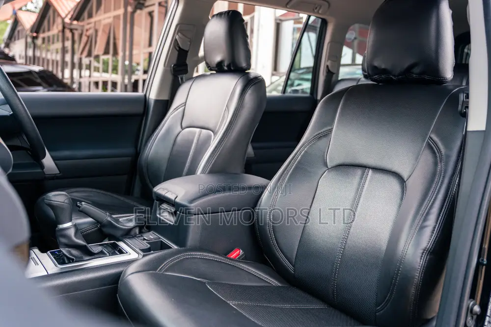 Toyota Land Cruiser Prado 2019 Black