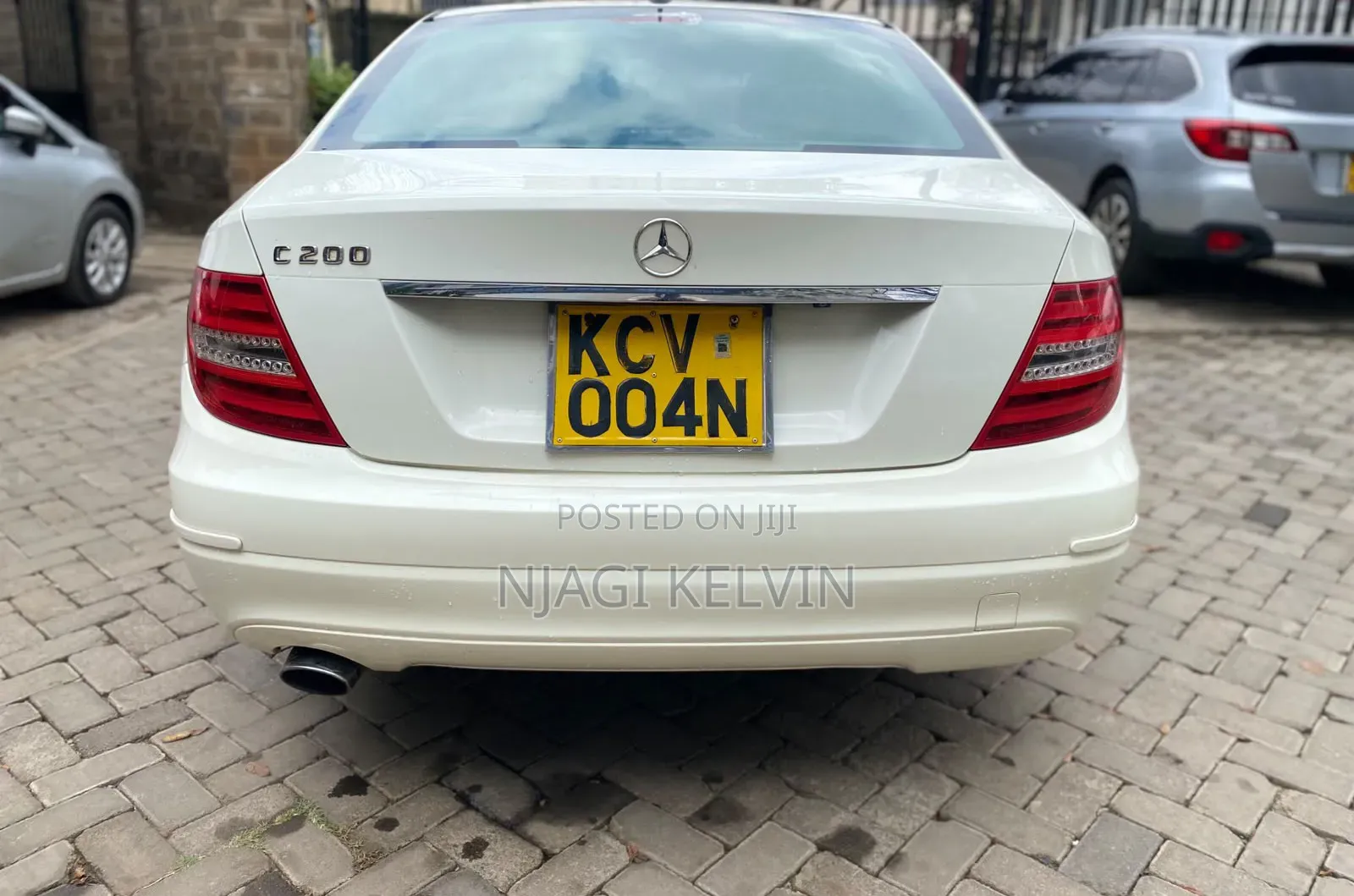 Mercedes-Benz C200 2012 Pearl