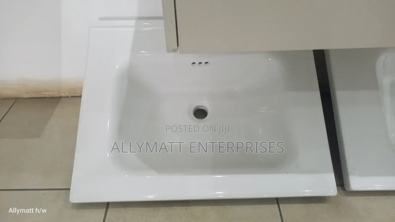 Countertop Hand Wash Basin 48by60cm