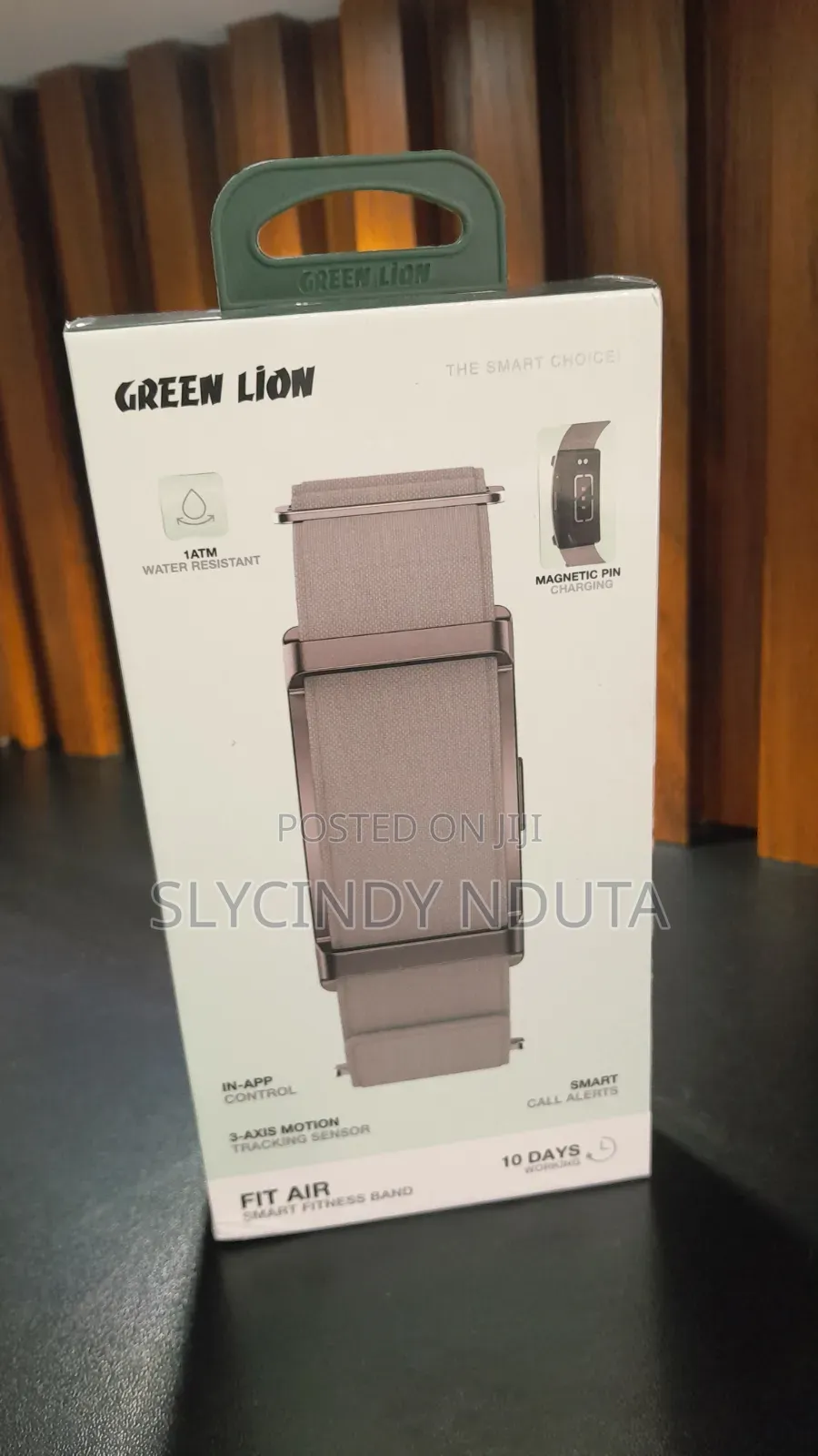 Green Lion Fit Air Smart Fitness Band.