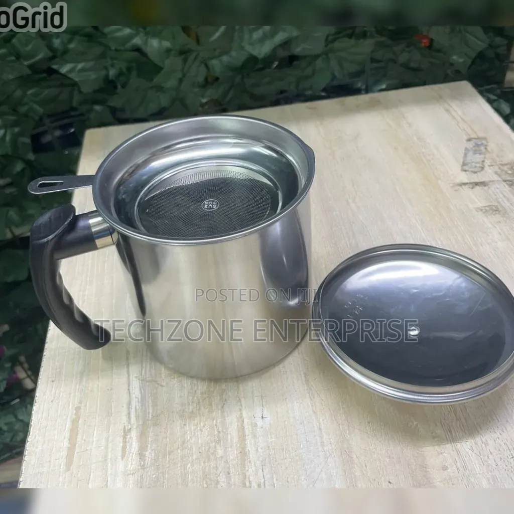 Silver 1.3 L Stainless Steel Rust Resistant Metallic Oil Filter 