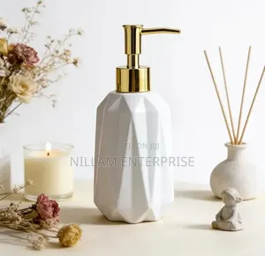 Light Luxury Ceramic Soap Dispenser
