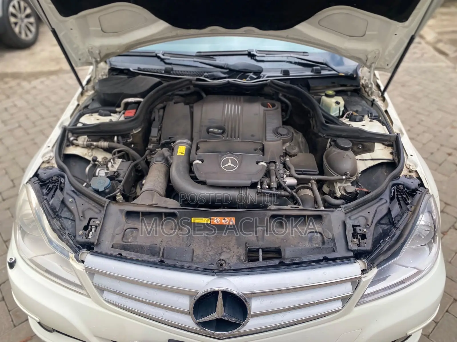 Mercedes-Benz C200 2012 White