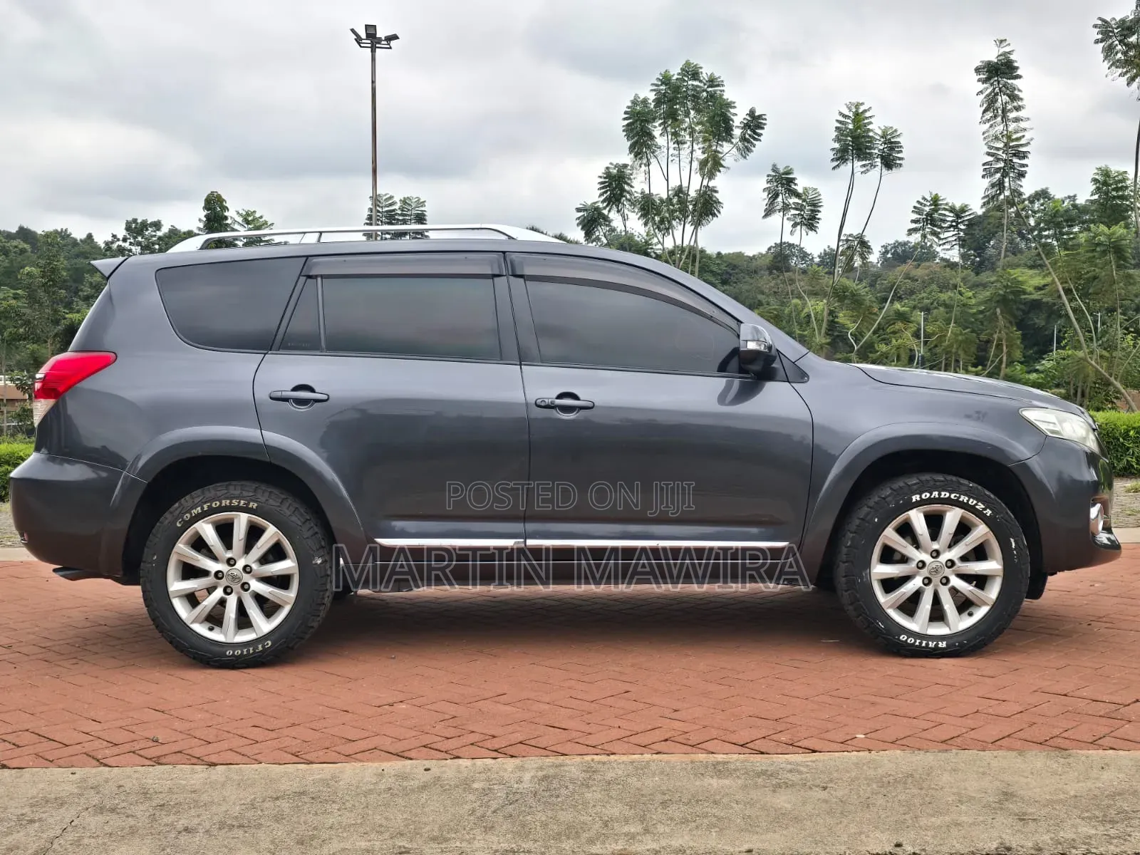 Toyota Vanguard 2012 Gray