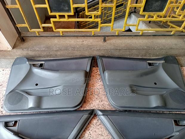 Door Covers Nze /Fielder 121 Manual.