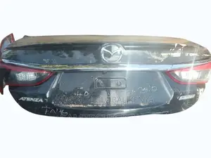 Mazda Atenza Boot X-Japan Import